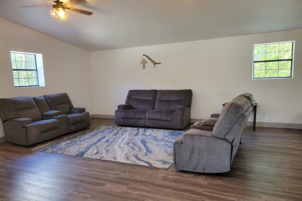 Photo of Livingroom in Yantis