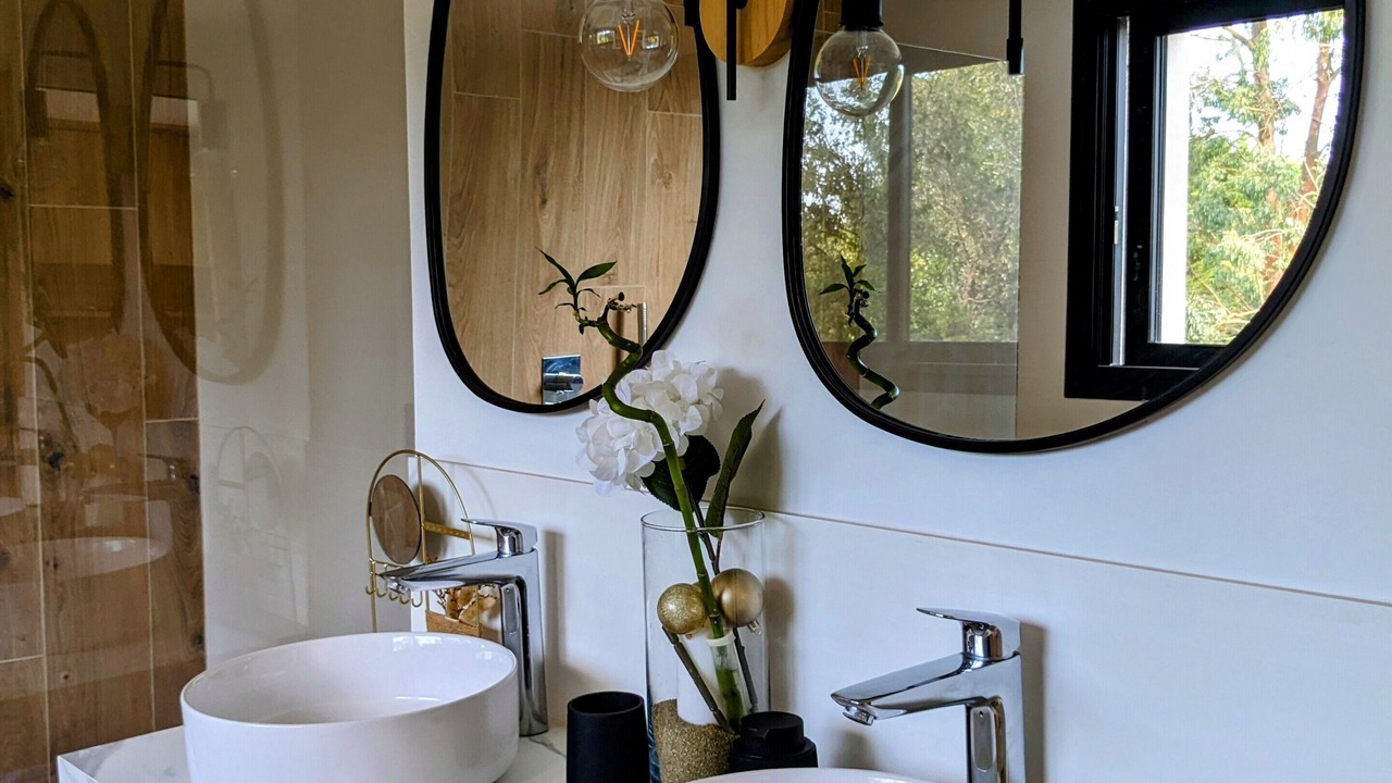 Photo of Bathroom in Laille