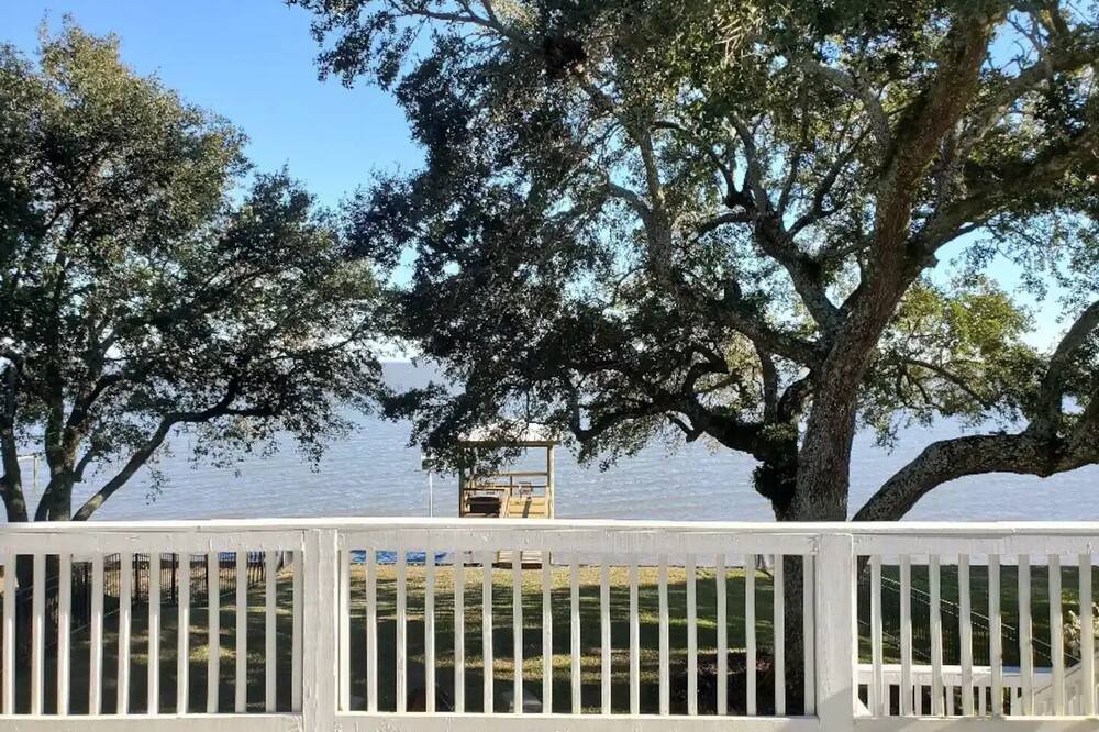 Photo of Outdoor in Driftwood