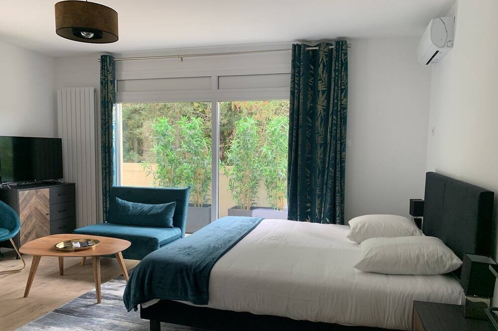 Photo of Bedroom in Ormoy-la-Riviere