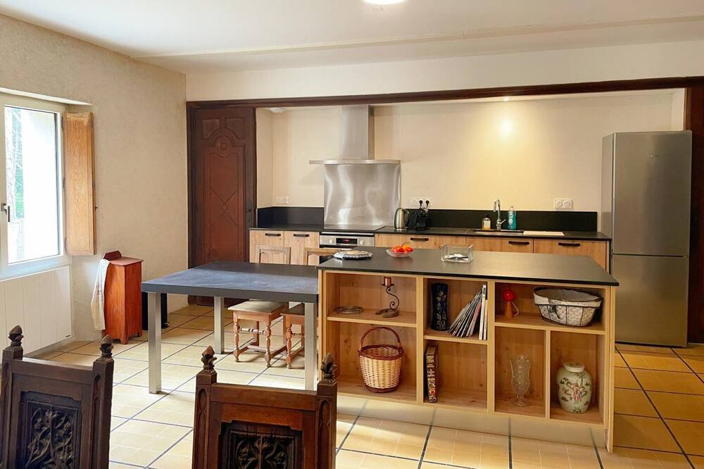 Photo of Kitchen in Couture-sur-Loir