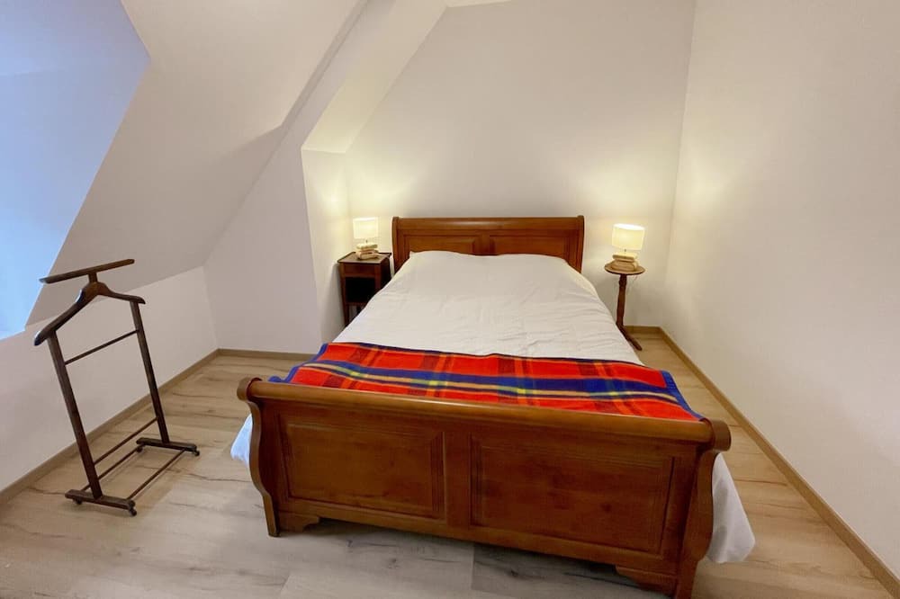 Photo of Bedroom in Couture-sur-Loir