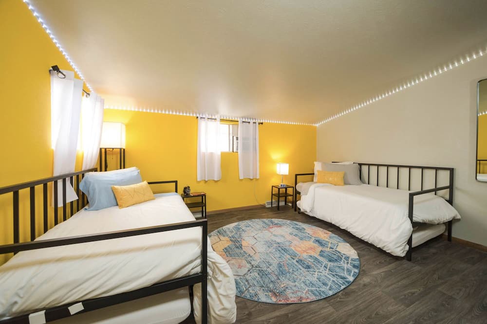Photo of Bedroom in Sunnyside