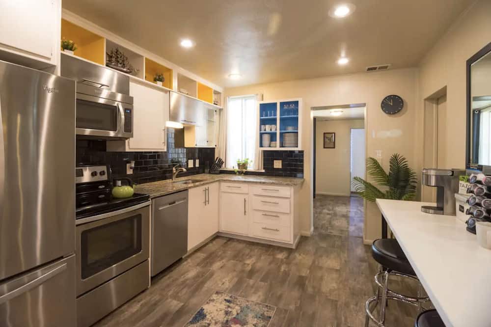 Photo of Kitchen in Sunnyside