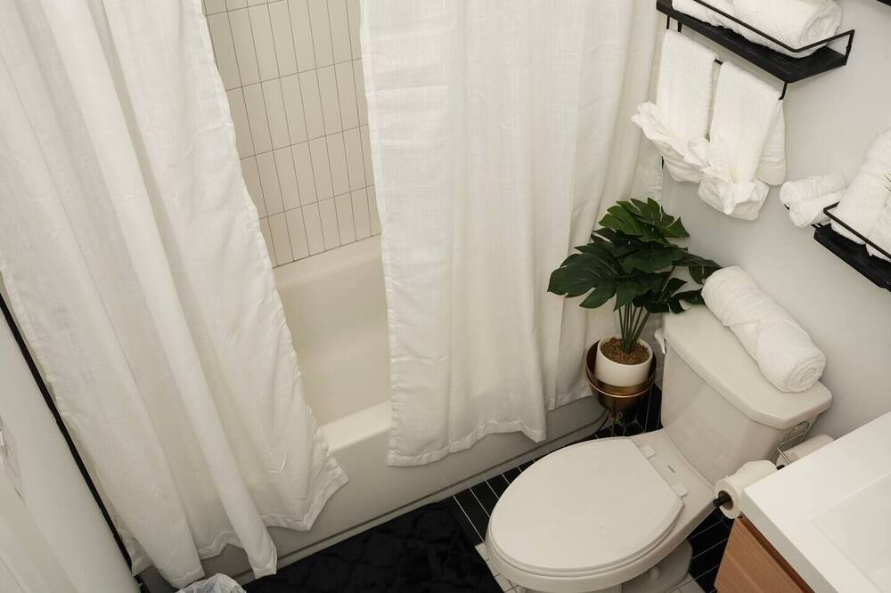 Photo of Bathroom in Olde Richmond