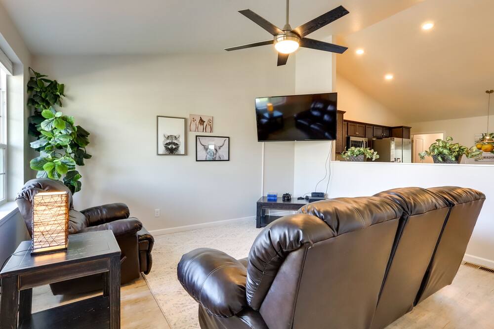 Photo of Bedroom in Evans