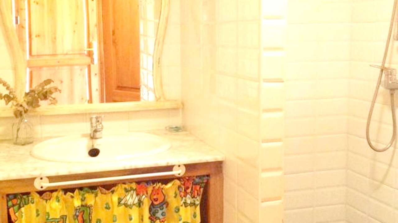 Photo of Bathroom in Perelada