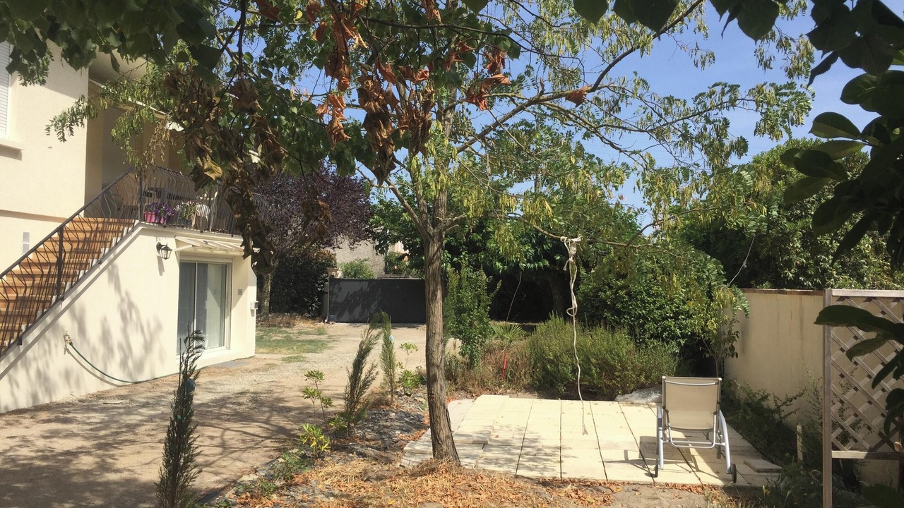 Photo of Outdoor in Launaguet