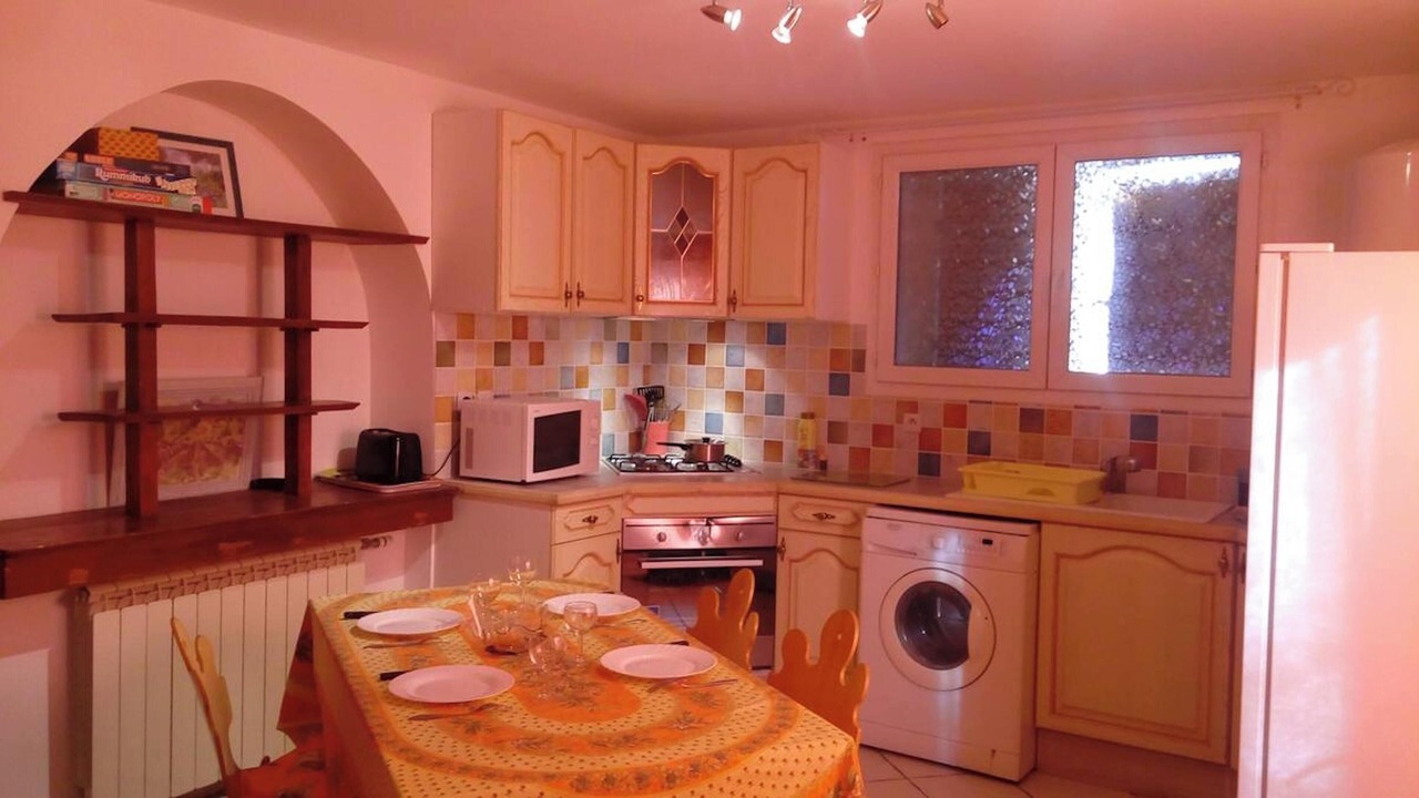 Photo of Kitchen in Saint-Marcel-les-Sauzet