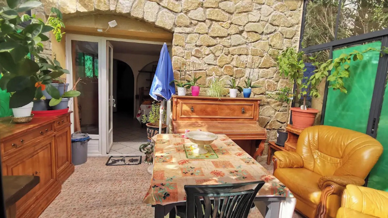 Photo of Patio Balcony in Saint-Marcel-les-Sauzet