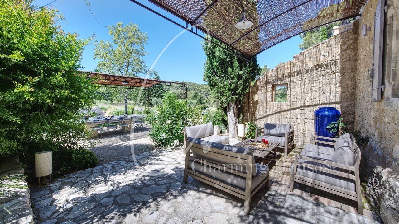 Photo of Patio Balcony in St.-Remy-de-Provence