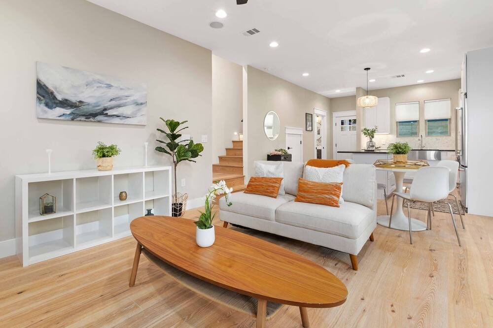 Photo of Livingroom in Highland