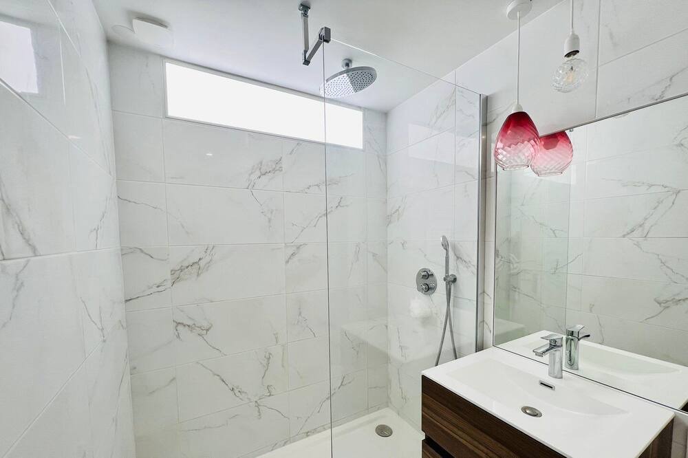 Photo of Bathroom in Poitiers
