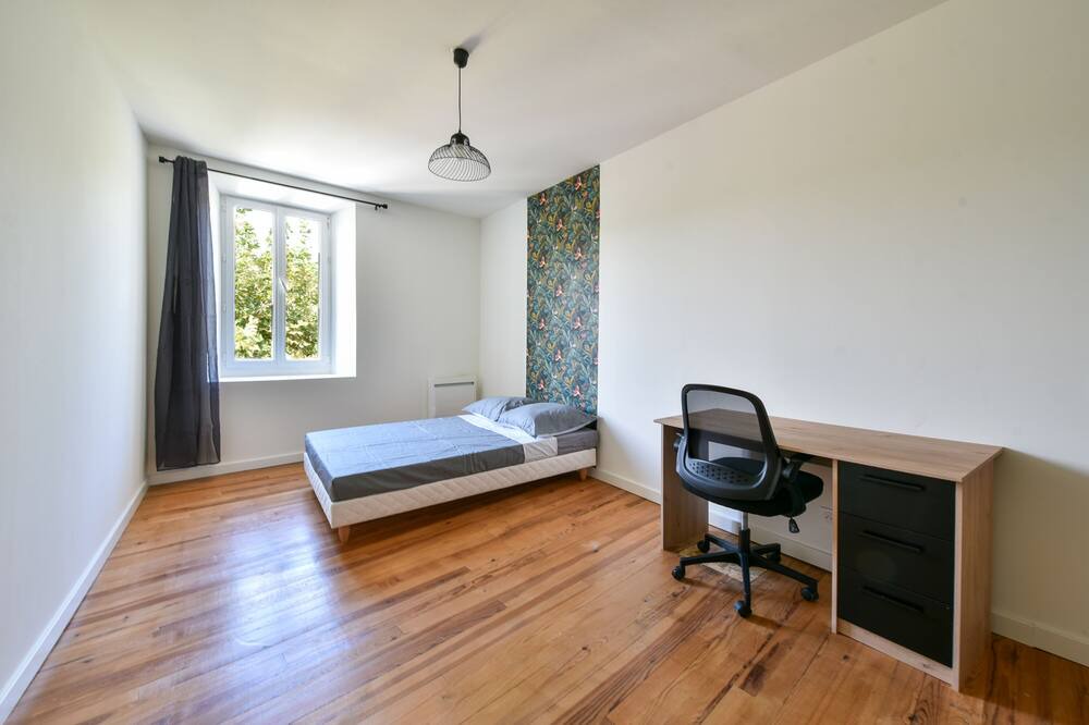 Photo of Bedroom in Saint-Papoul