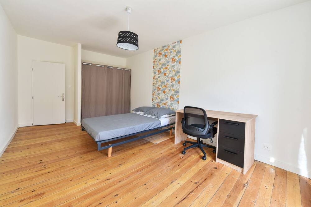 Photo of Bedroom in Saint-Papoul