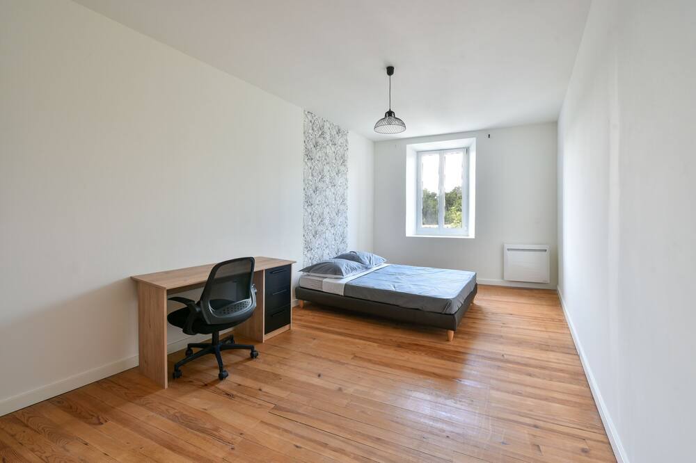 Photo of Bedroom in Saint-Papoul