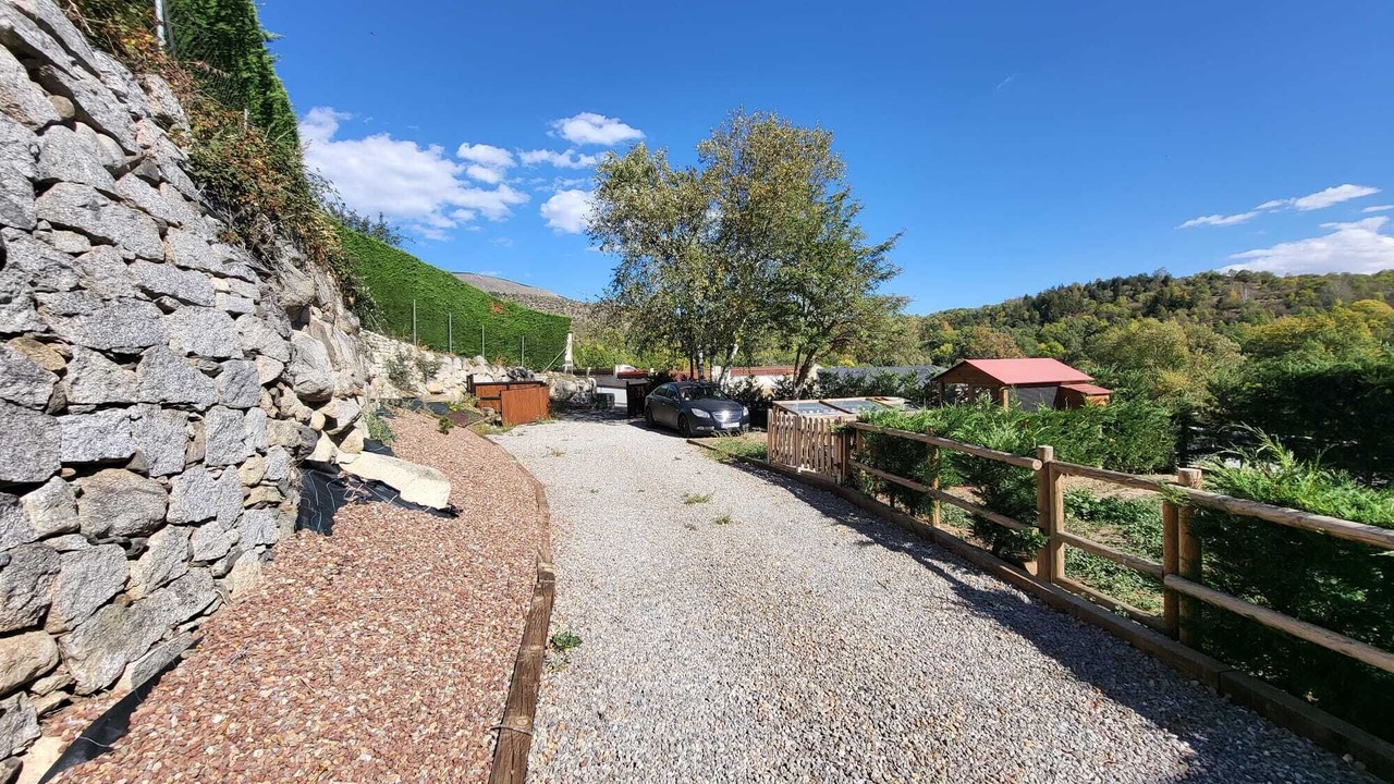 Photo of Outdoor in Angoustrine