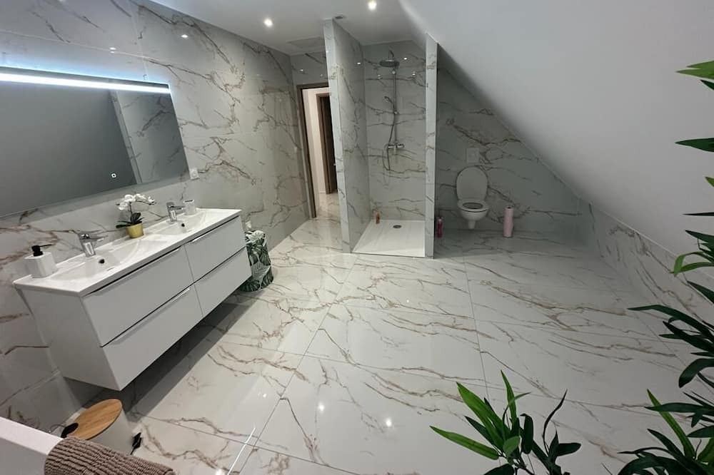 Photo of Bathroom in Ruffey-les-Echirey