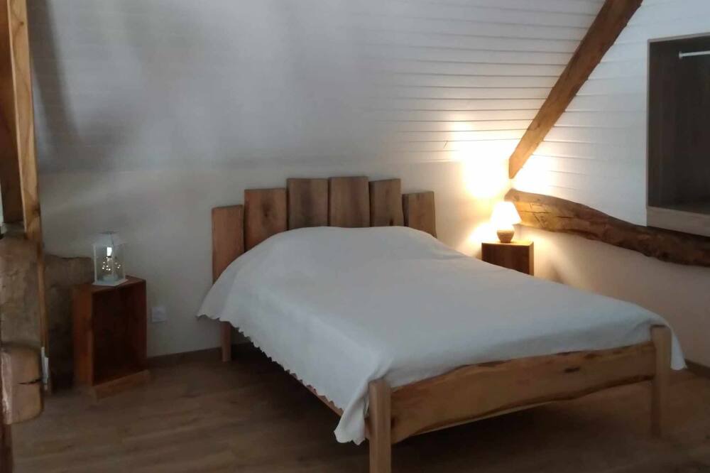 Photo of Bedroom in La Salvetat-Peyrales