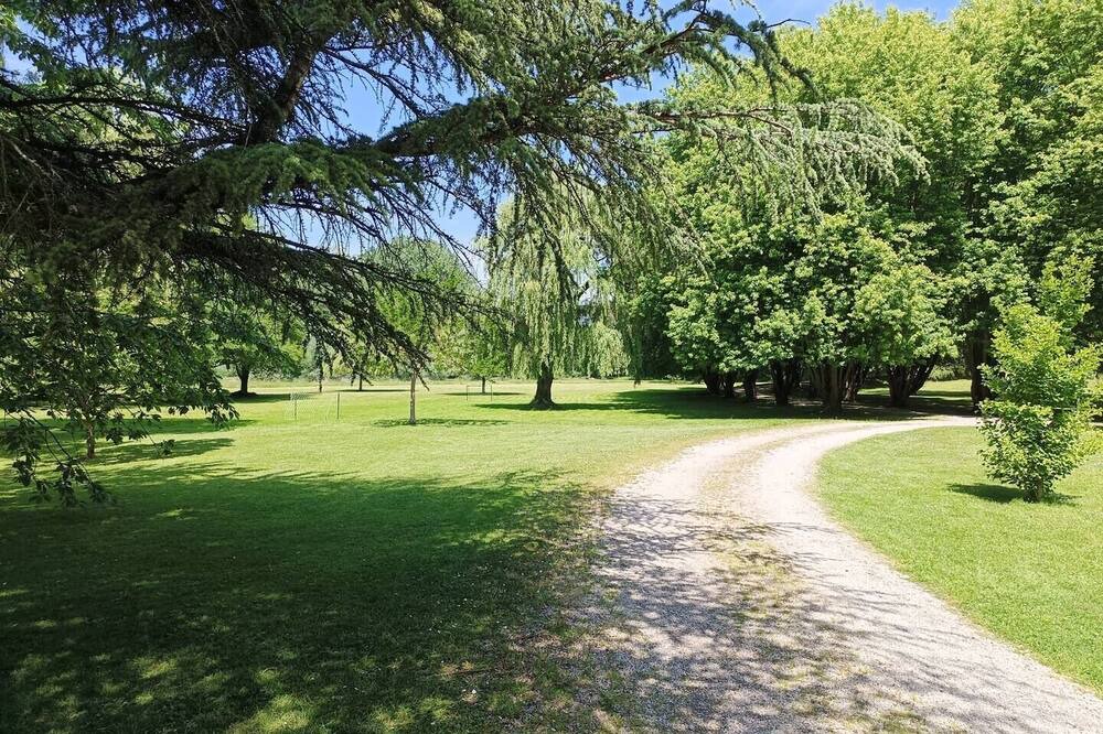 Photo of Outdoor in Ormoy-la-Riviere