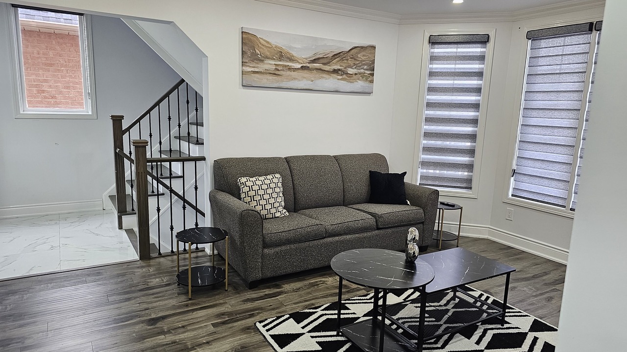 Photo of Livingroom in Meadowvale Village