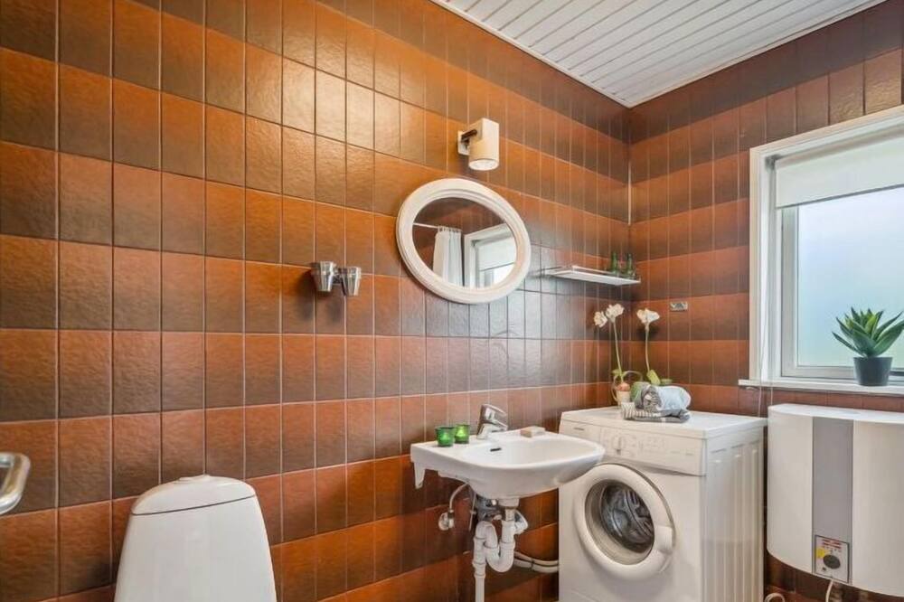 Photo of Bathroom in Sunds