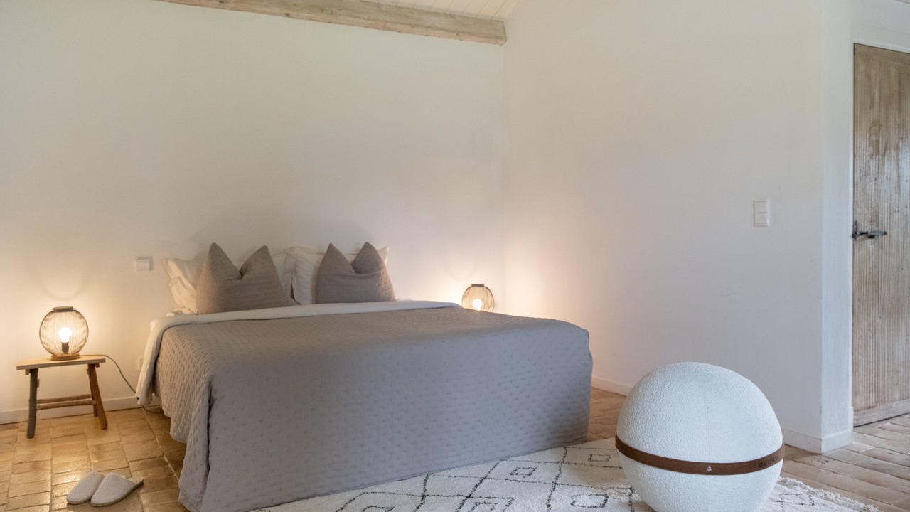 Photo of Bedroom in Puy-l'Eveque