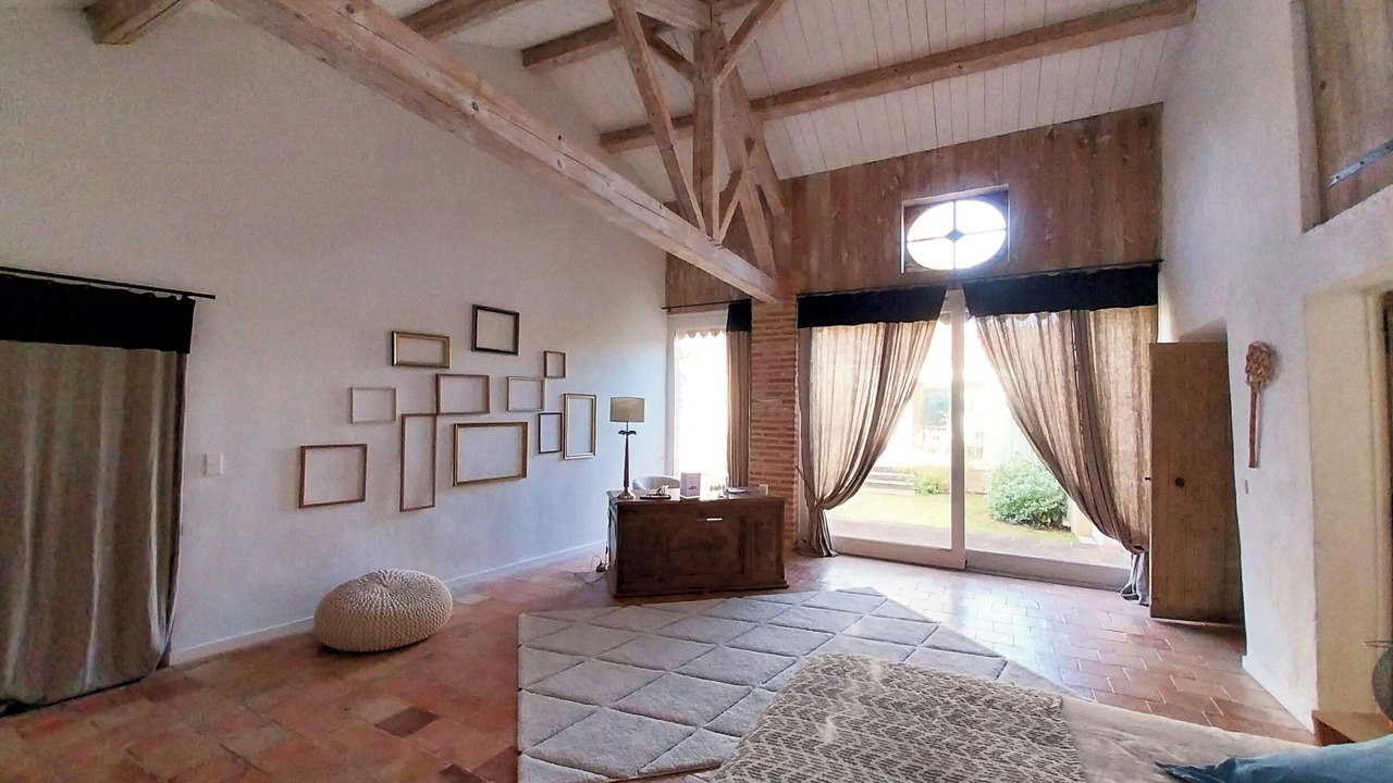 Photo of Bedroom in Puy-l'Eveque