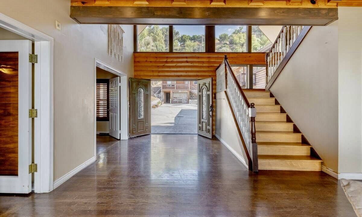 Photo of Others in Calabasas