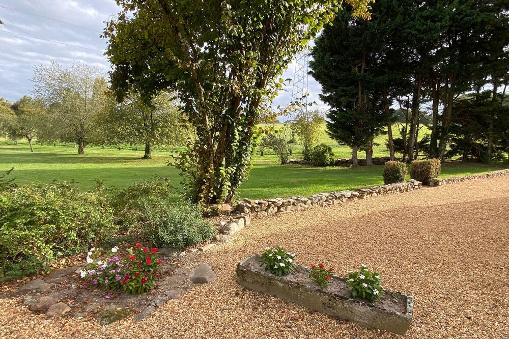 Photo of Outdoor in Sarce