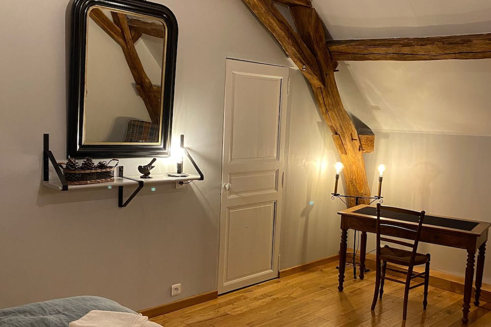 Photo of Bedroom in Sarce