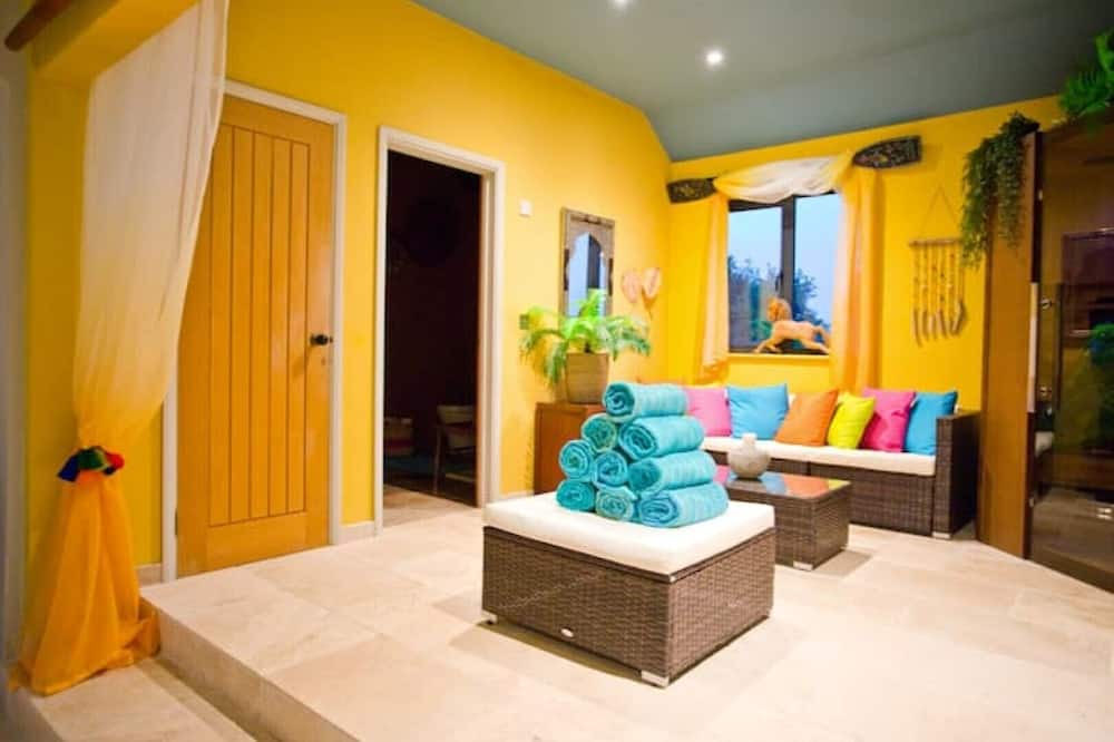 Photo of Others in West Knoyle