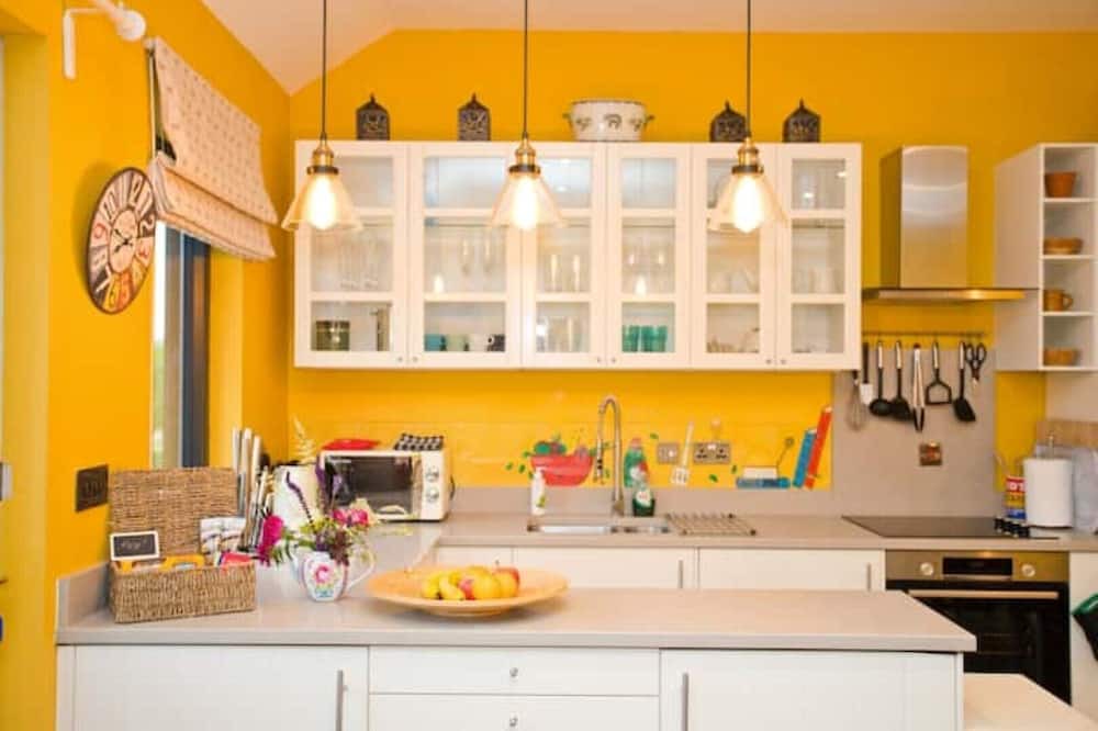 Photo of Kitchen in West Knoyle