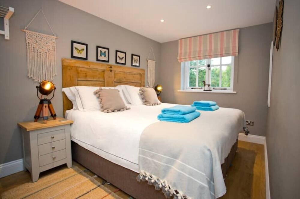 Photo of Bedroom in West Knoyle