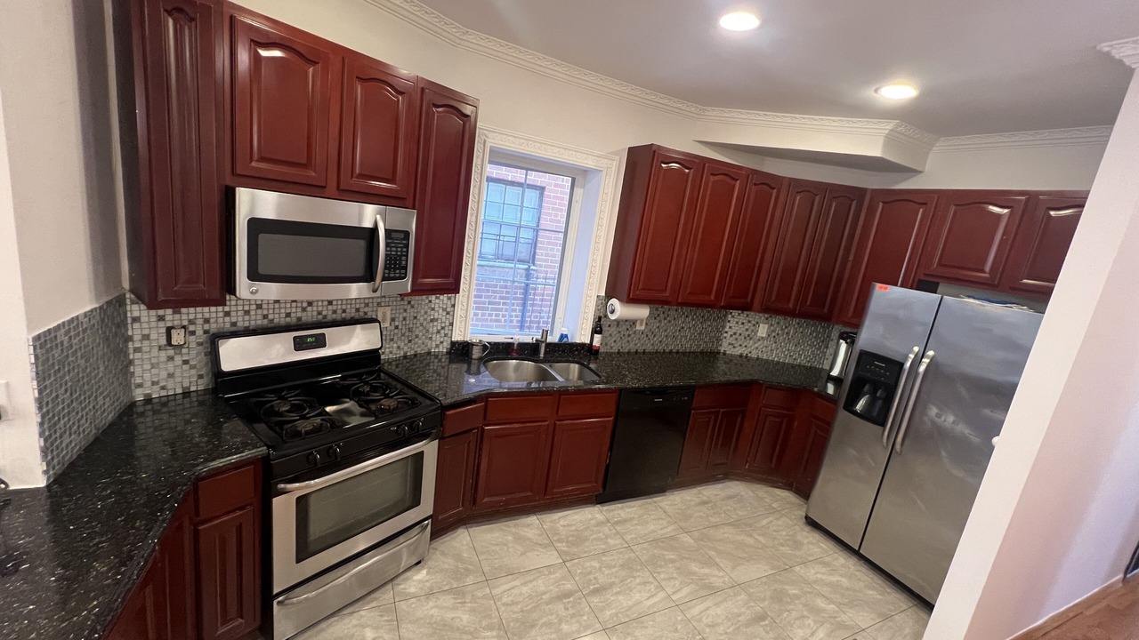 Photo of Kitchen in Midwood