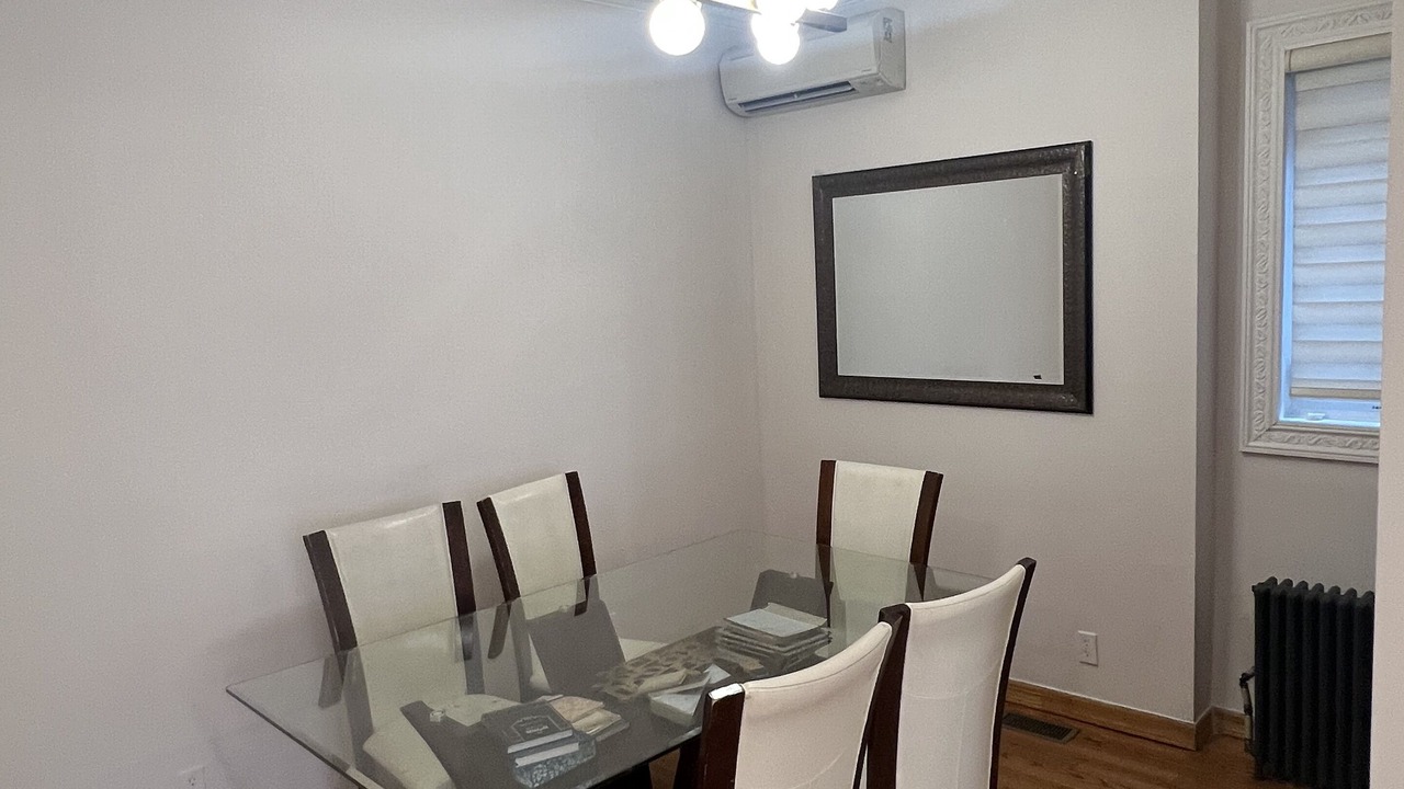 Photo of Others in Midwood