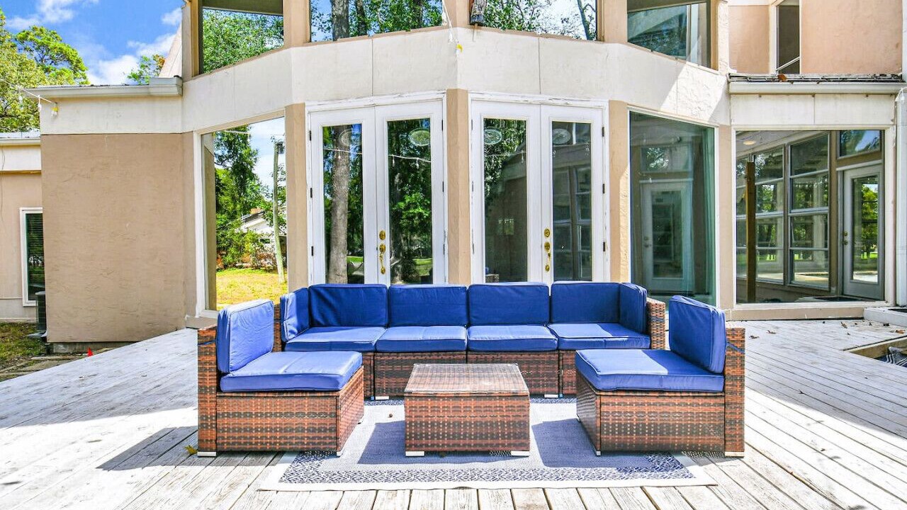 Photo of Patio Balcony in Panorama Village