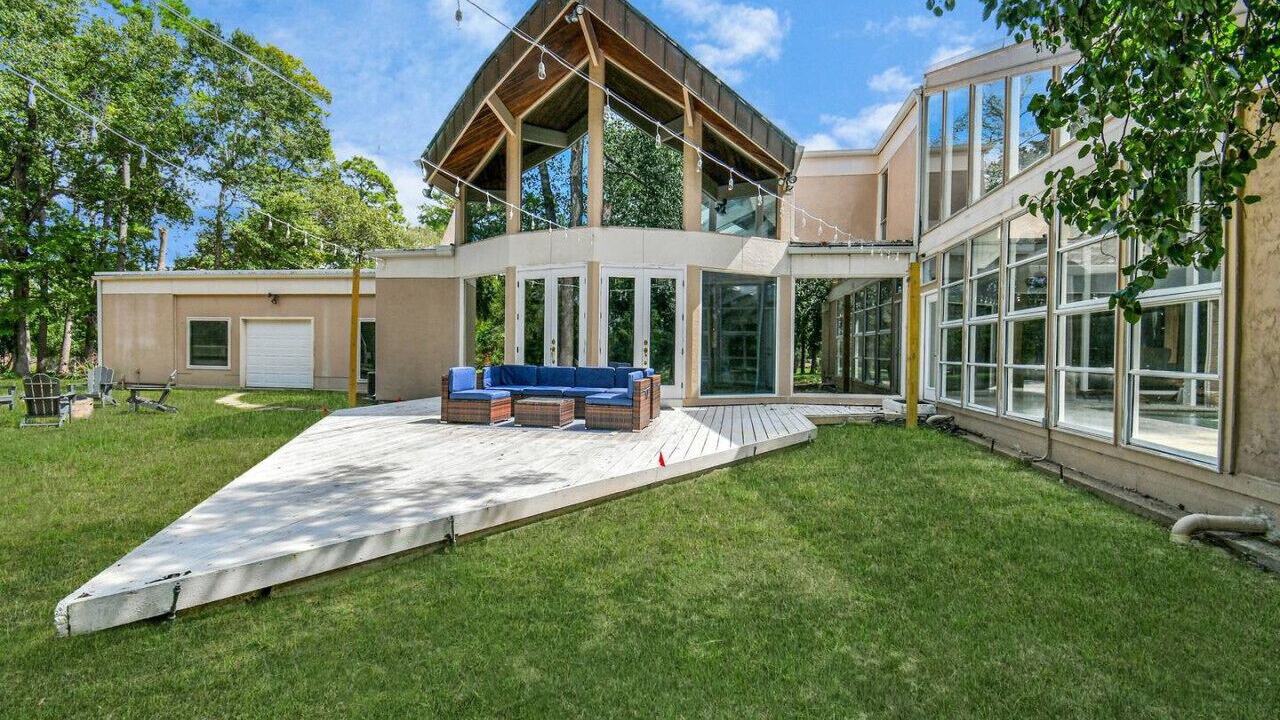 Photo of Patio Balcony in Panorama Village