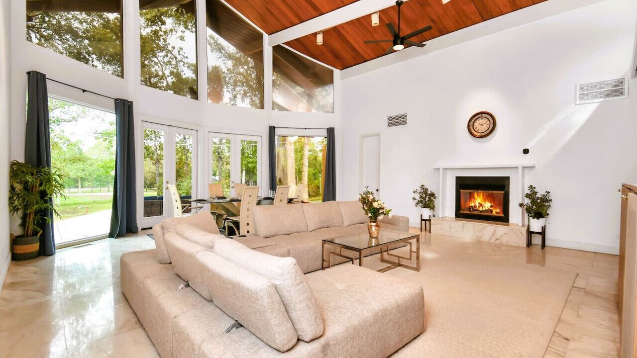 Photo of Livingroom in Panorama Village