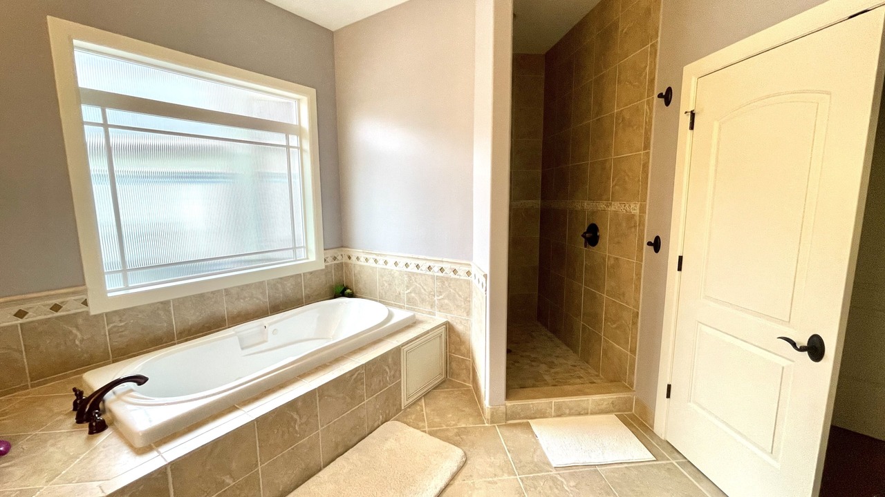 Photo of Others in Electric City