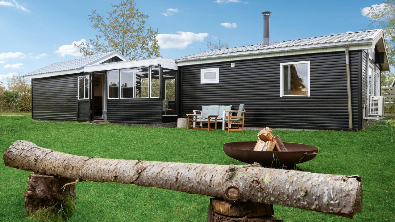 Photo of Outdoor in Store Fuglede