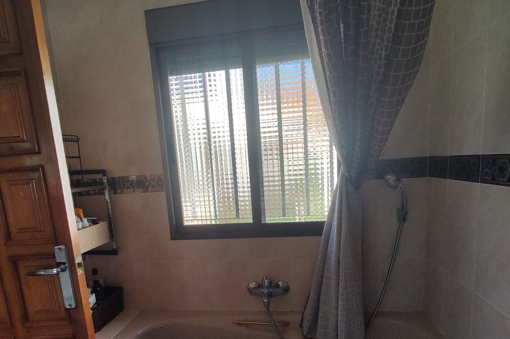 Photo of Bathroom in Caudete de las Fuentes