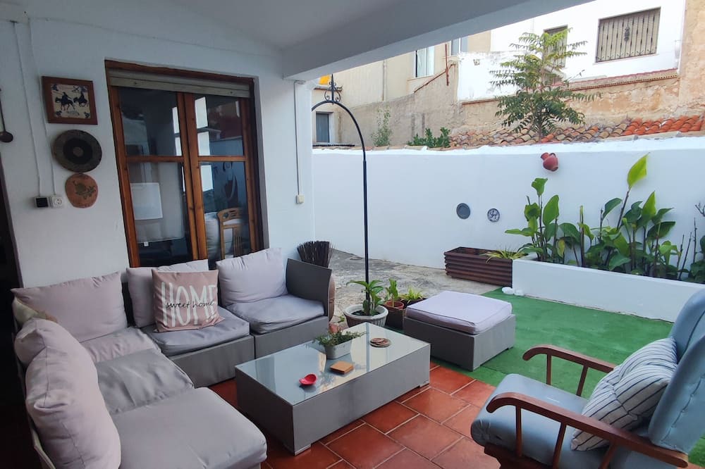 Photo of Patio Balcony in Caudete de las Fuentes