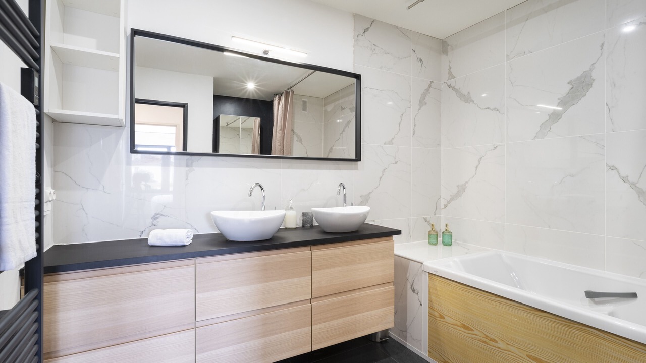 Photo of Others in Les Iles