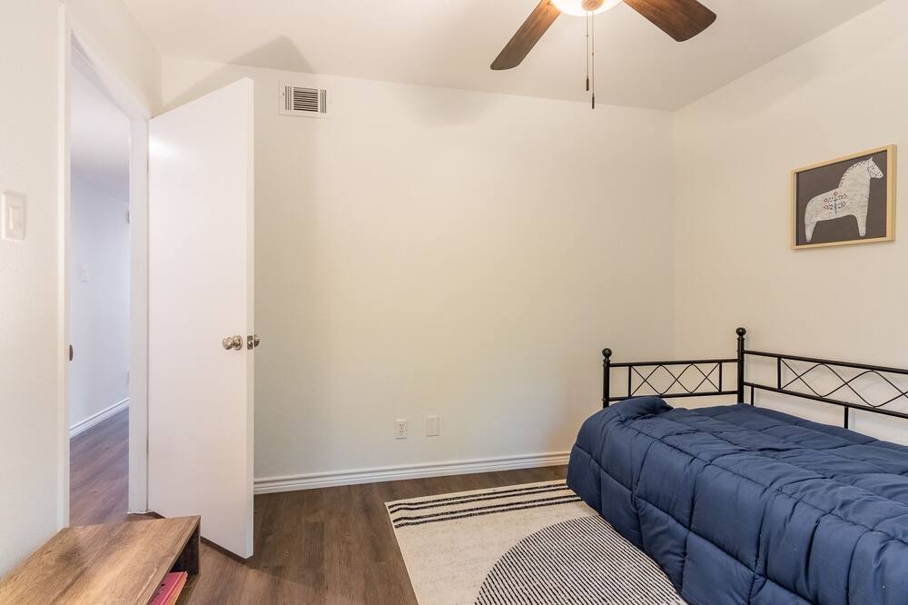 Photo of Bedroom in Cibolo