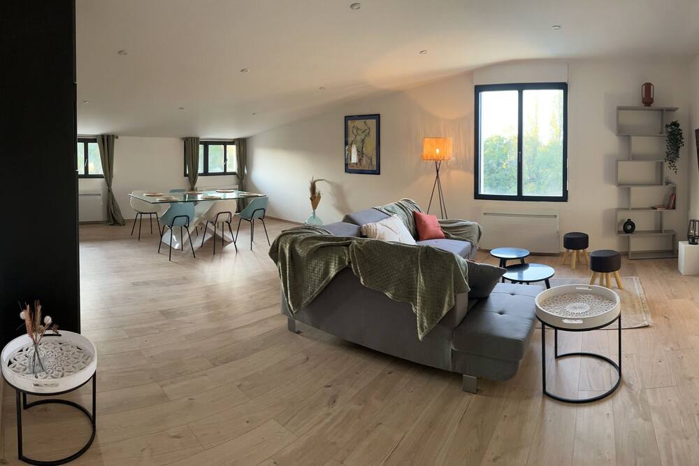 Photo of Others in Saint-Hilaire-Saint-Mesmin