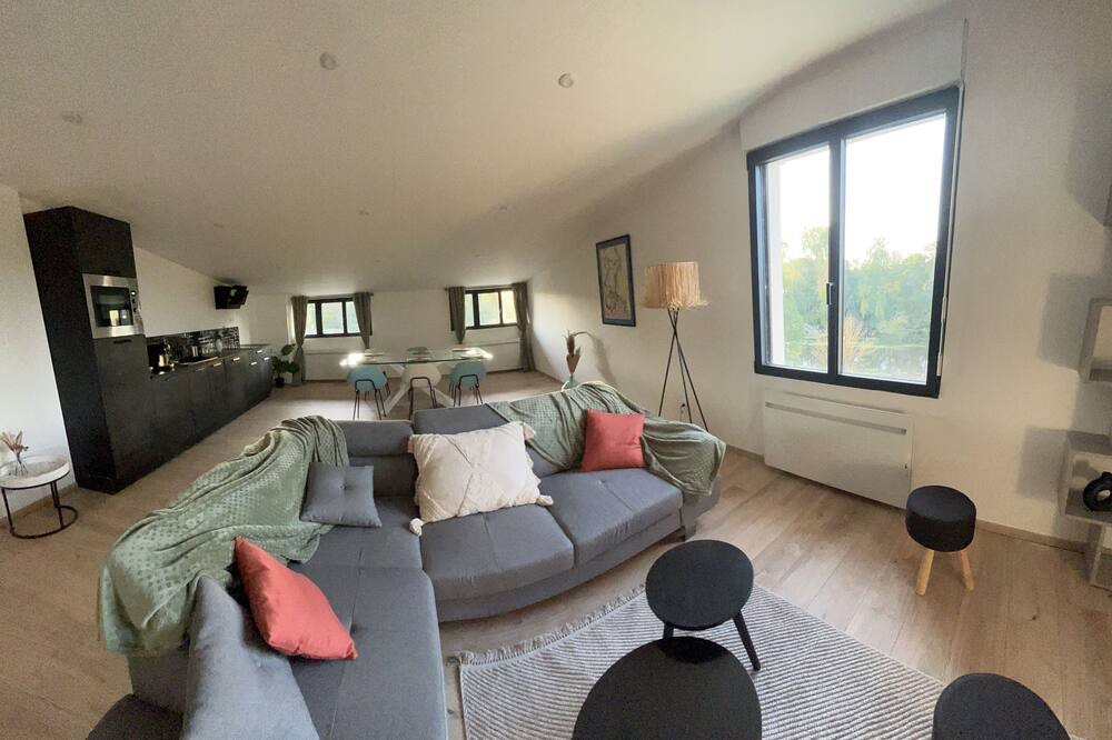 Photo of Livingroom in Saint-Hilaire-Saint-Mesmin