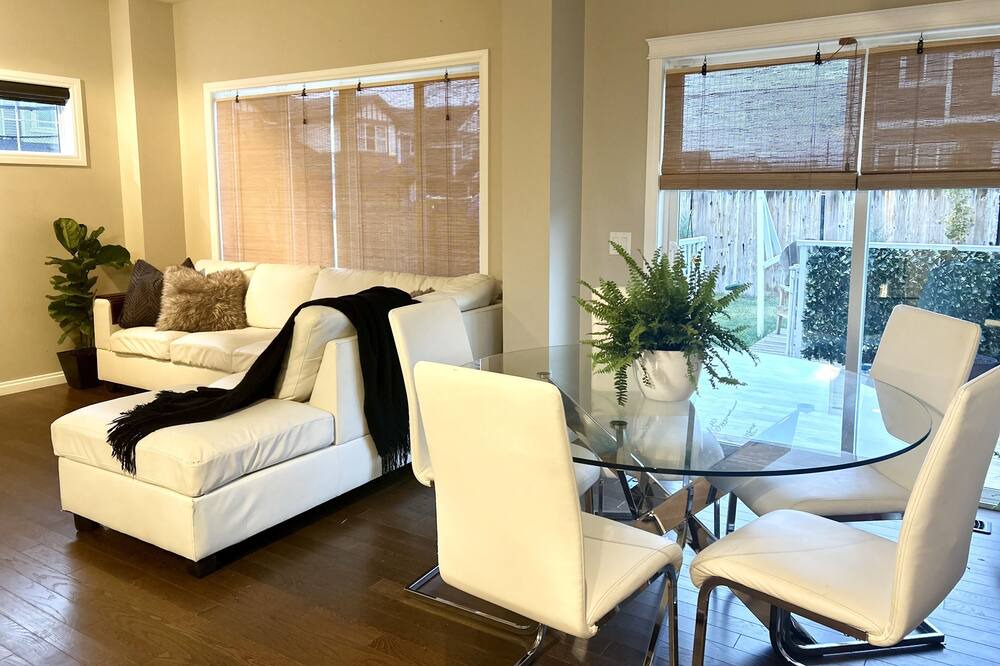 Photo of Others in Cochrane