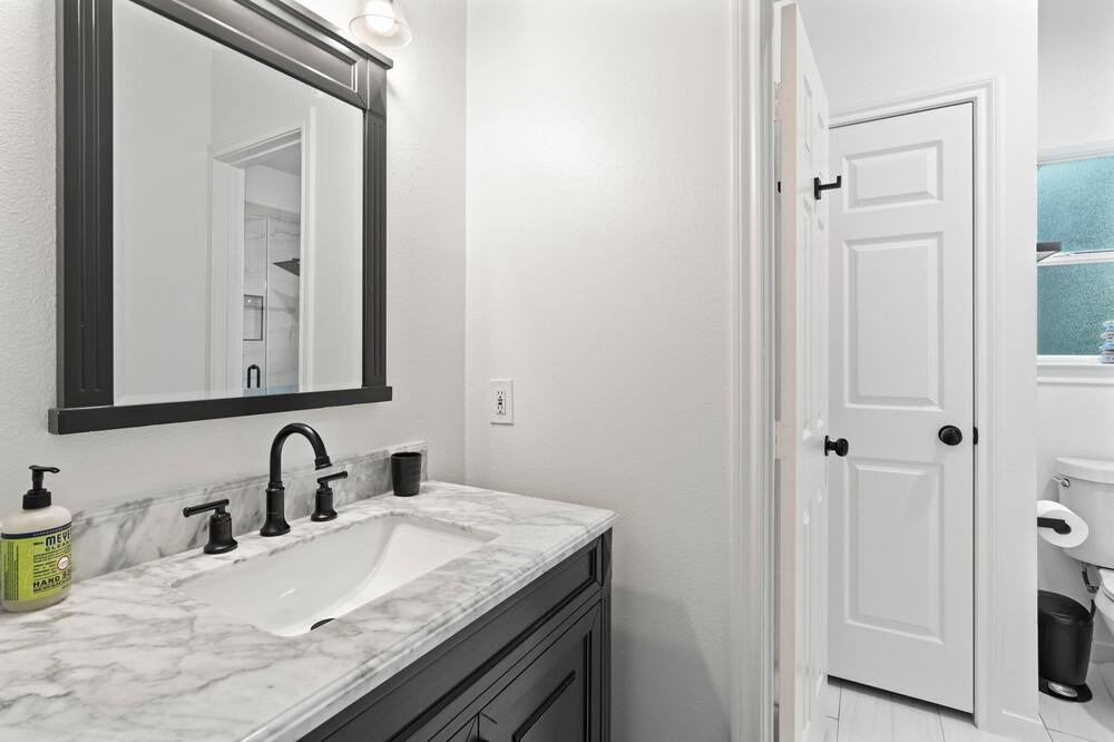 Photo of Bathroom in Seven Coves