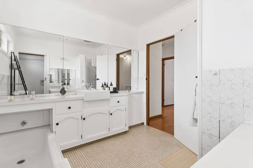 Photo of Others in Mount Clear